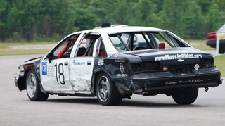 Illustration for article titled The 24 Hours Of LeMons South 2008 Uber Gallery